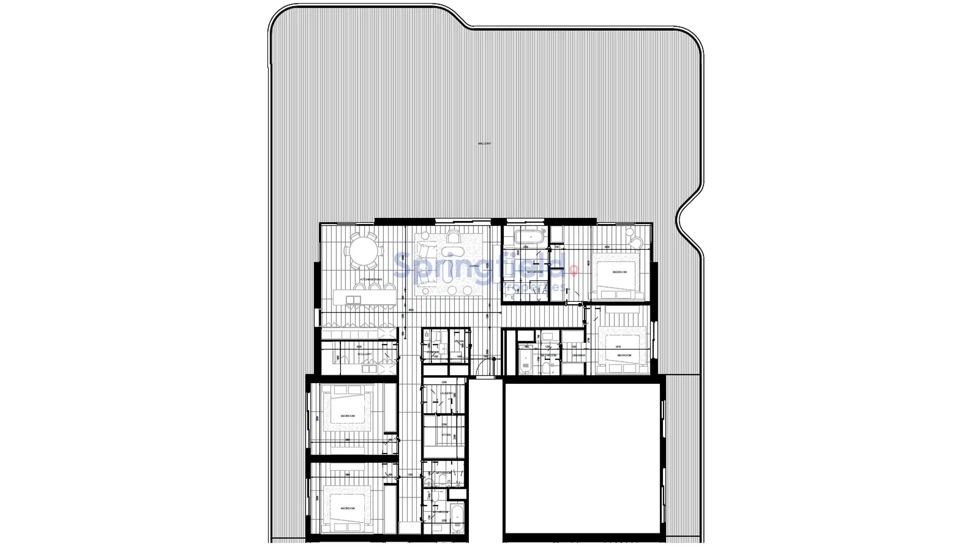 4 Bedrooms Apartment